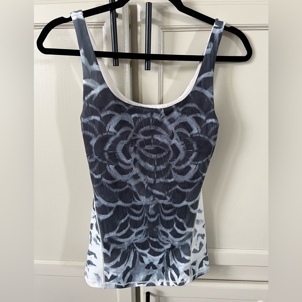 LuLuLemon Amala Tank